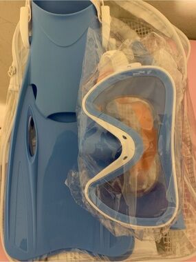 Sunny Life Blue Snorkel Mask and Fins Set - swim gear